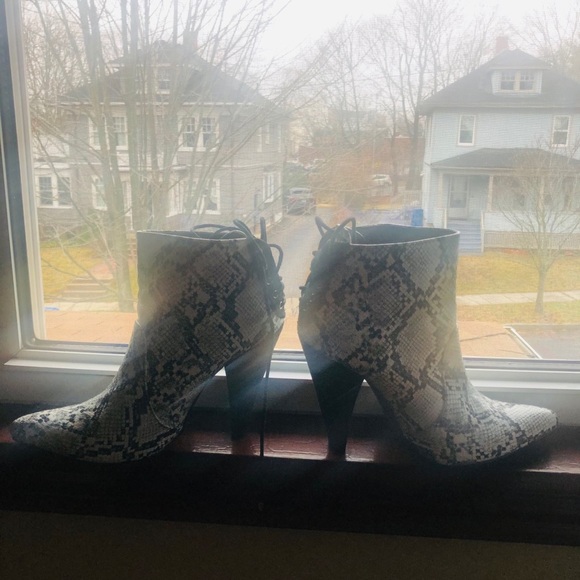 Bootie - Picture 10 of 10